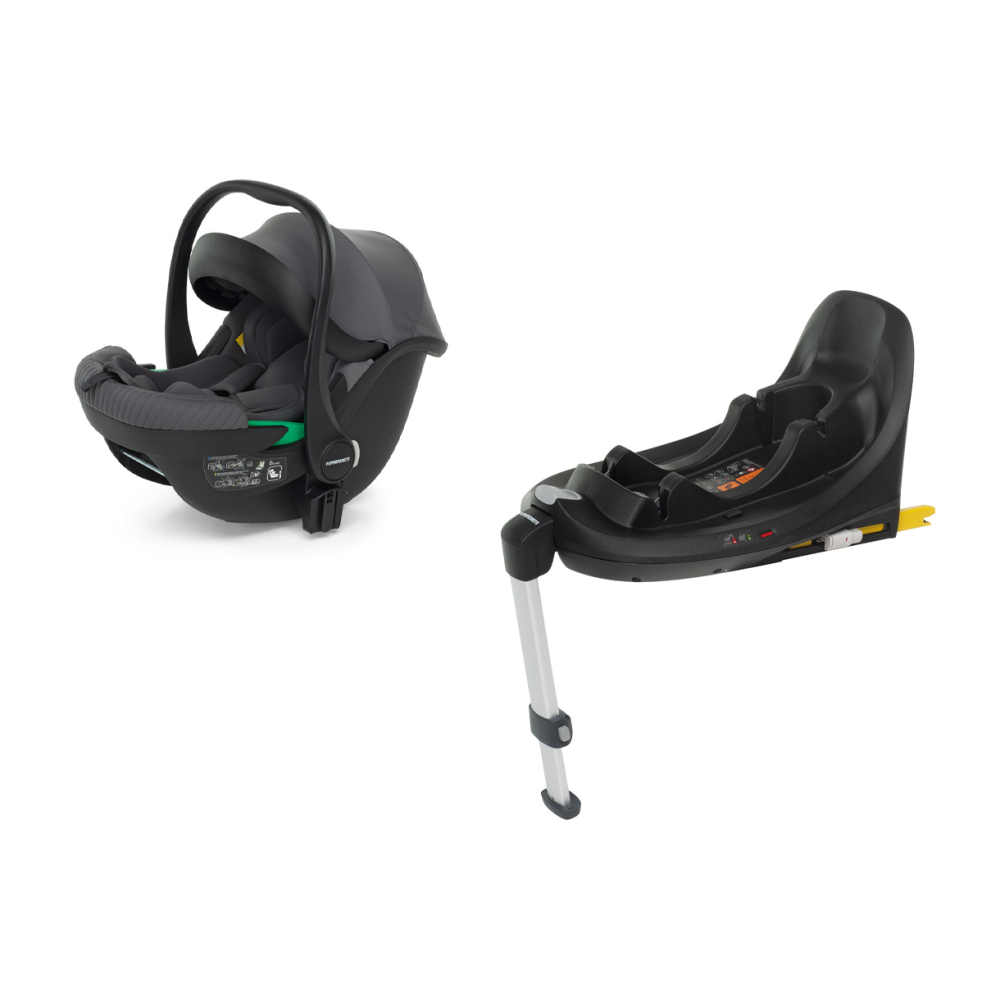 Tech i-Size: base ISOFIX adatta per Divo i-Size (venduta separatamente)